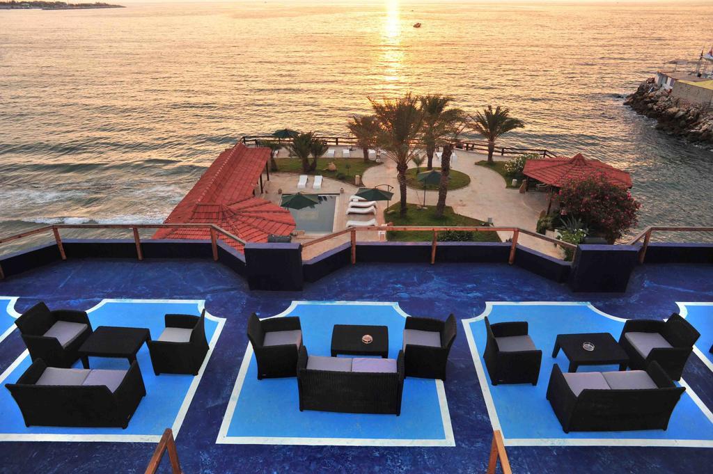 Arcada Marina Hotel Jounieh Exterior photo